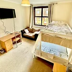 Stay In Whitechapel Apartment
